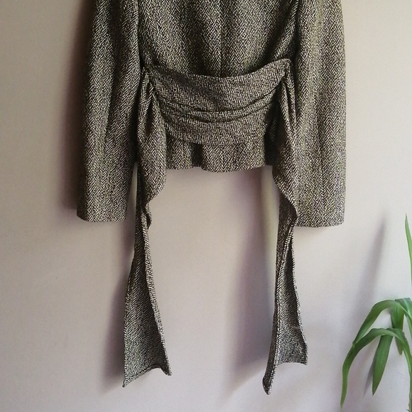 VALENTINO Vintage Tweed Jacket Size 4 - Picture 5 of 9